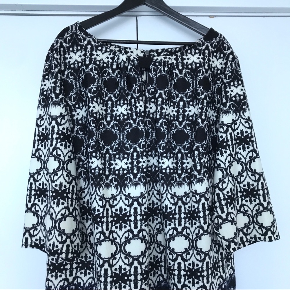 Taylor Plus Multicolor Shift Dress Boat Neck Sz 24